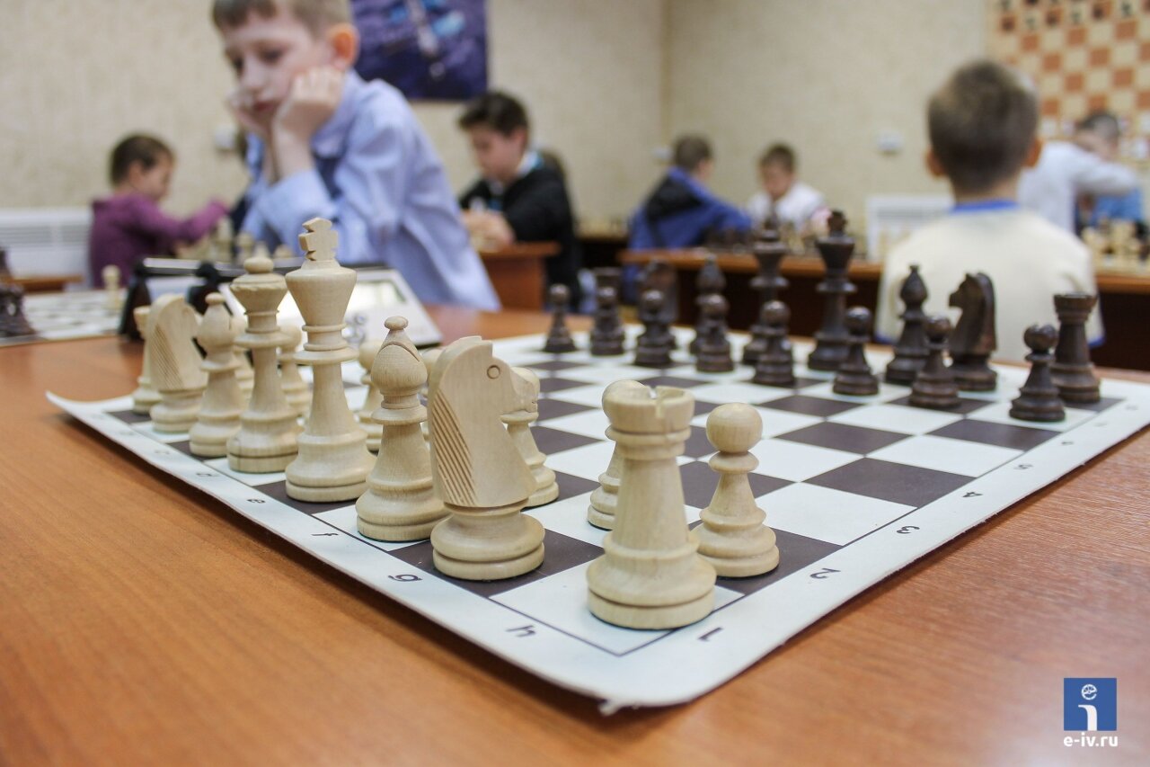 Детский шахматный турнир, шахматное поле, все фигуры выстроены перед игрой, Ивантеевка