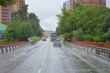 Улица Новая Слобода, мост через Учу, видно знака пешеходного перехода, Ивантеевка